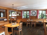Gemütliche Gaststube im Gasthof Goldene Traube in Kempten